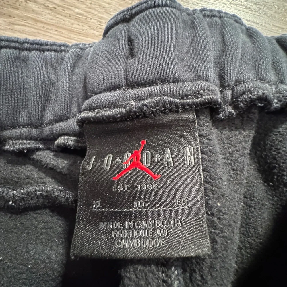 Jordan Fleece Joggers Men XL Black Cotton Mountainside Mind Over Matter 31x27